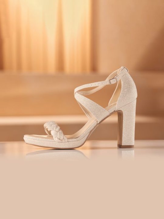 bruidsschoenen bruid en bubbels avalia-bridal-shoes-goja-_1_