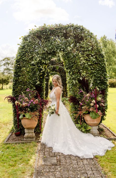 onze_bruiden_BerendAnnerens-155_bruid_en_bubbels_leeuwarden