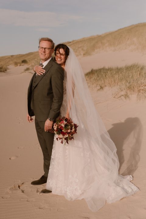 onze_bruiden_MargrietFotografie2.-449 joke brouwer 2_bruid_en_bubbels_leeuwarden