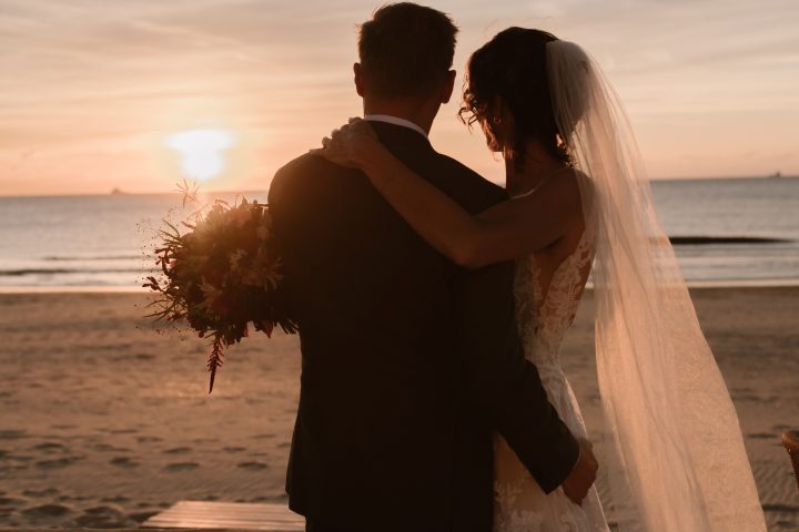 onze_bruiden_MargrietFotografie2.-794 joke brouwer 1_bruid_en_bubbels_leeuwarden