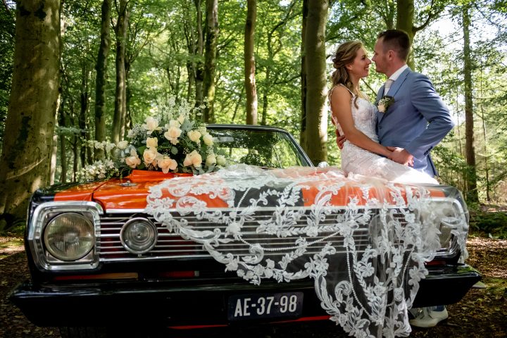 Onze_bruiden_Els_Korsten_Fotografie167_bruid_en_bubbels_leeuwarden