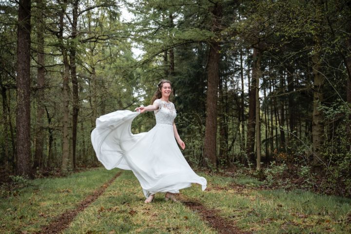 onze_bruiden_IMG-20250419-WA0019_bruid_en_bubbels_leeuwarden